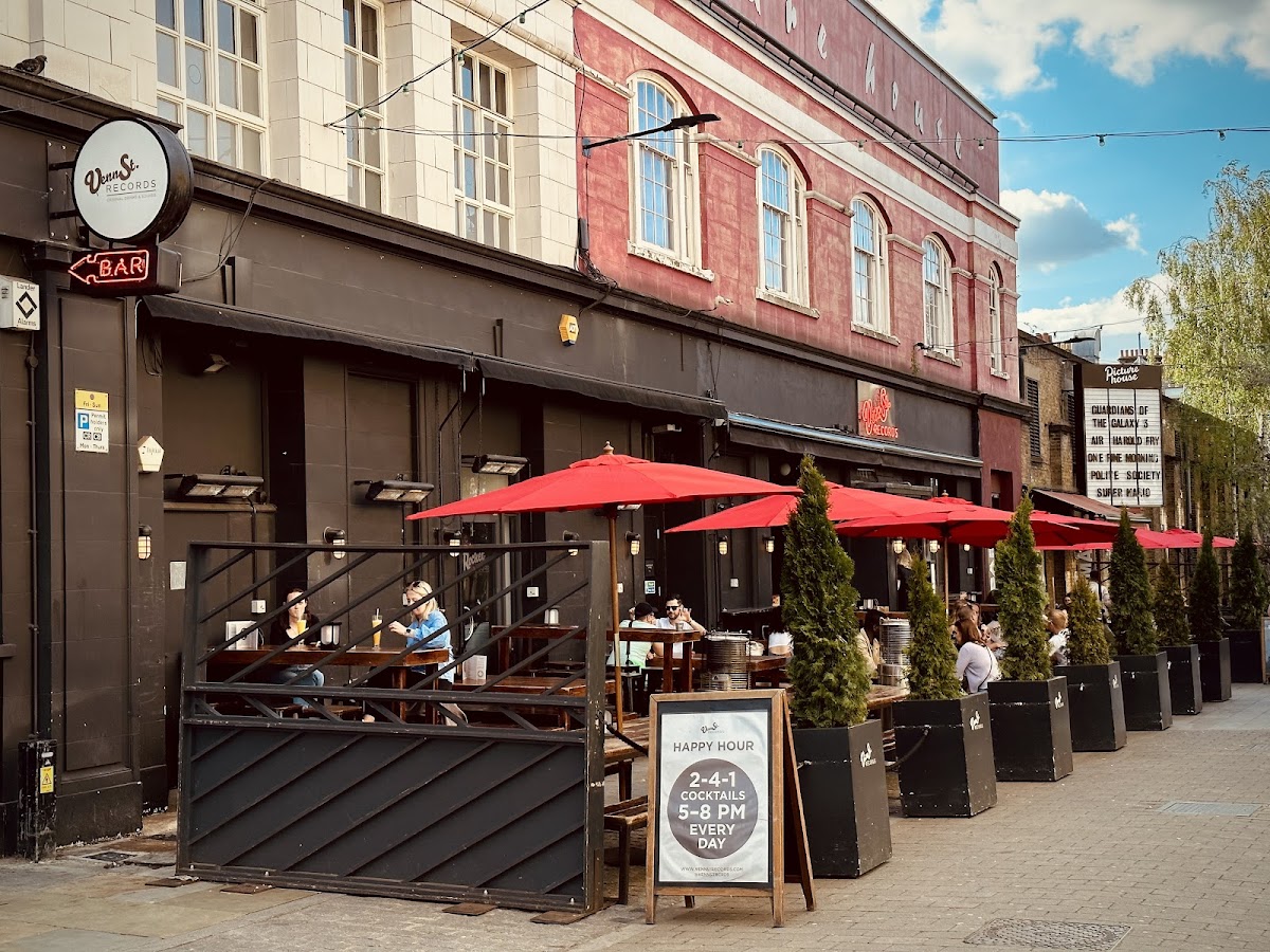 Venn Street Records — photo 4