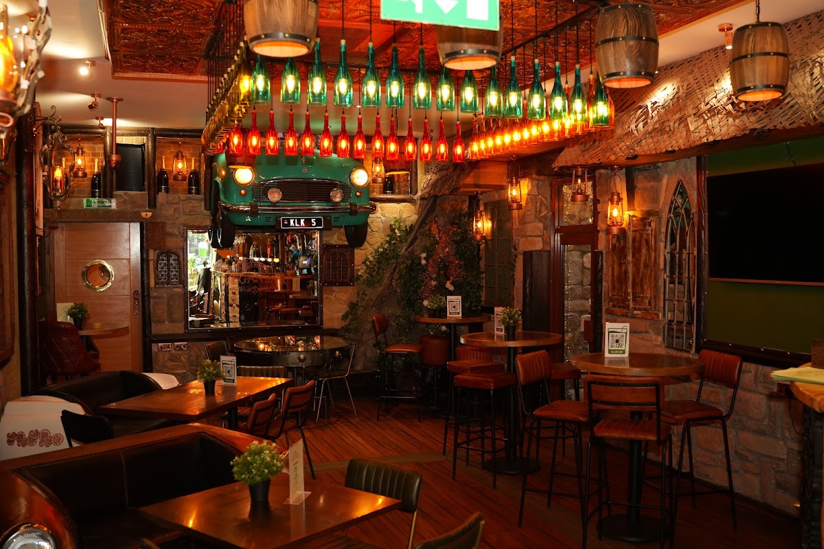 Watson's Bar Leicester — photo 3