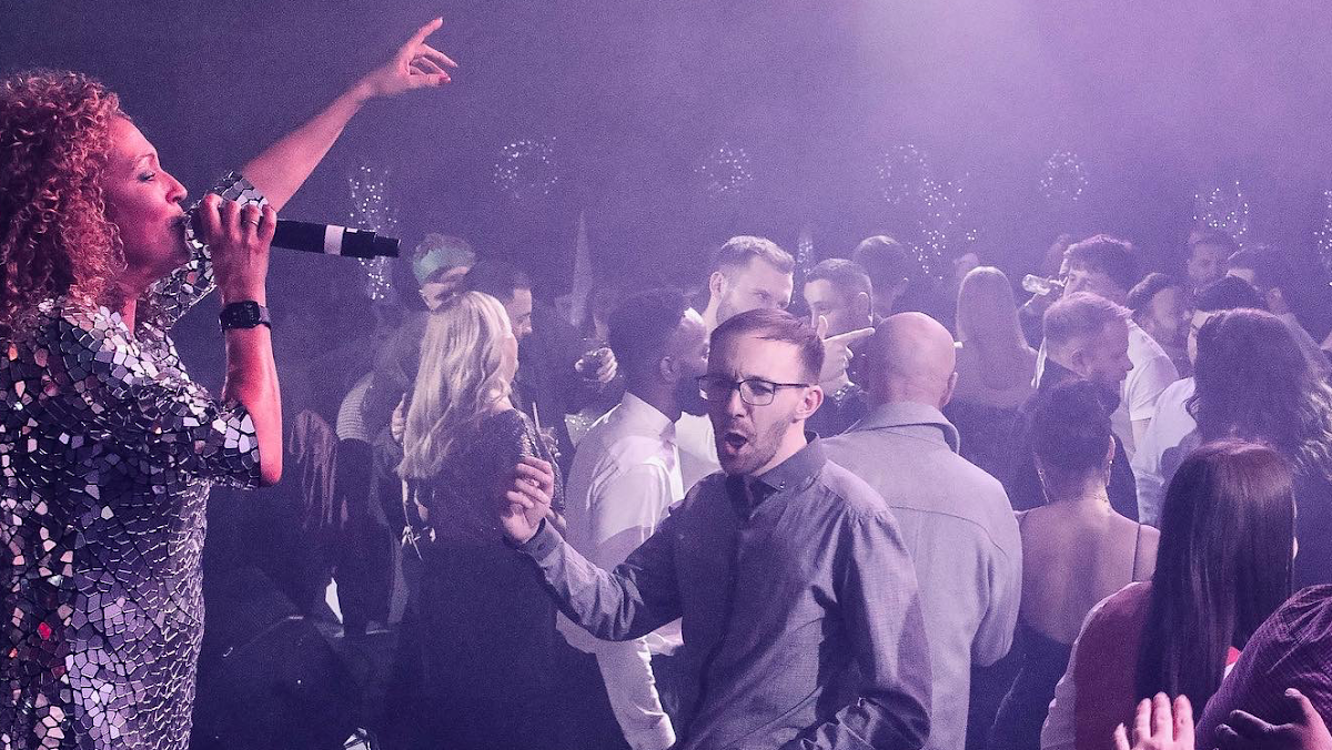 Wedding & Corporate Events - The Toni James Band — photo 1