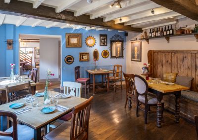 White Hart — photo 1