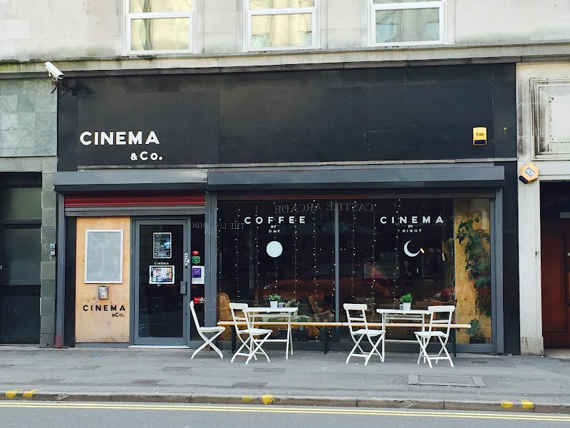 Cinema & Co photo