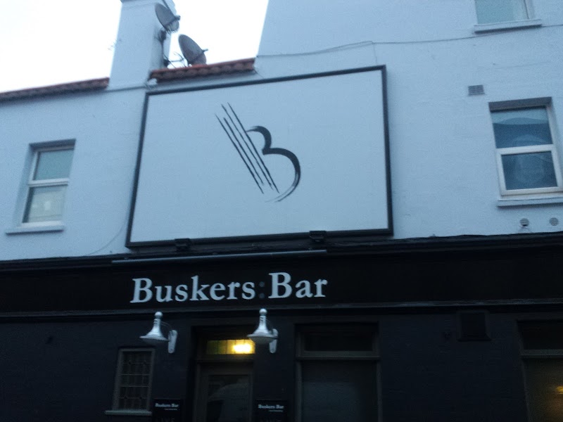 Buskers Bar — photo 4