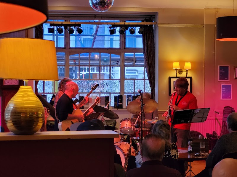 Chandos Arms photo
