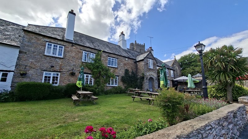 Court Farm Inn photo
