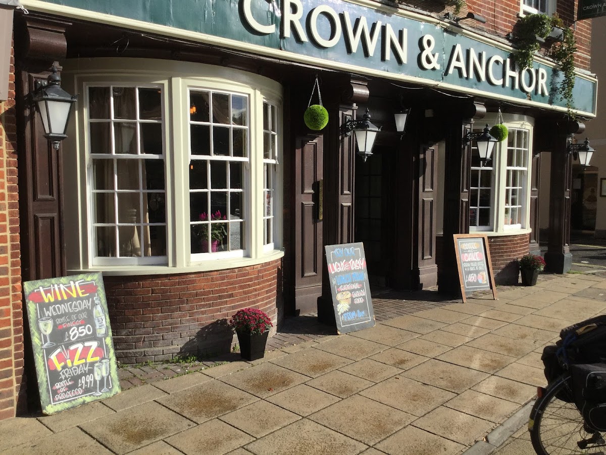 Crown & Anchor photo
