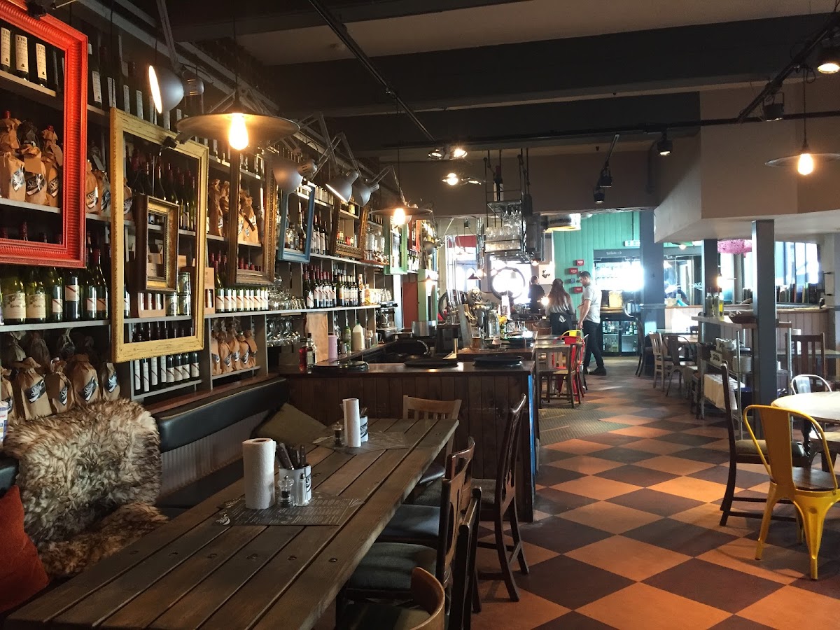 d'Arry's Restaurant, Bar & Cheesemonger photo