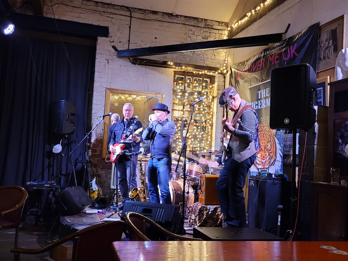Alder Bar Sheff photo