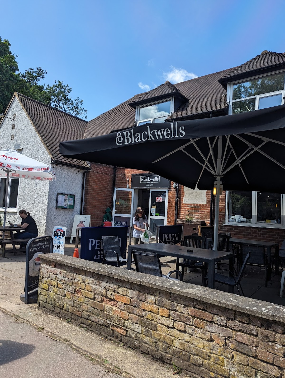 Blackwells Chipperfield photo