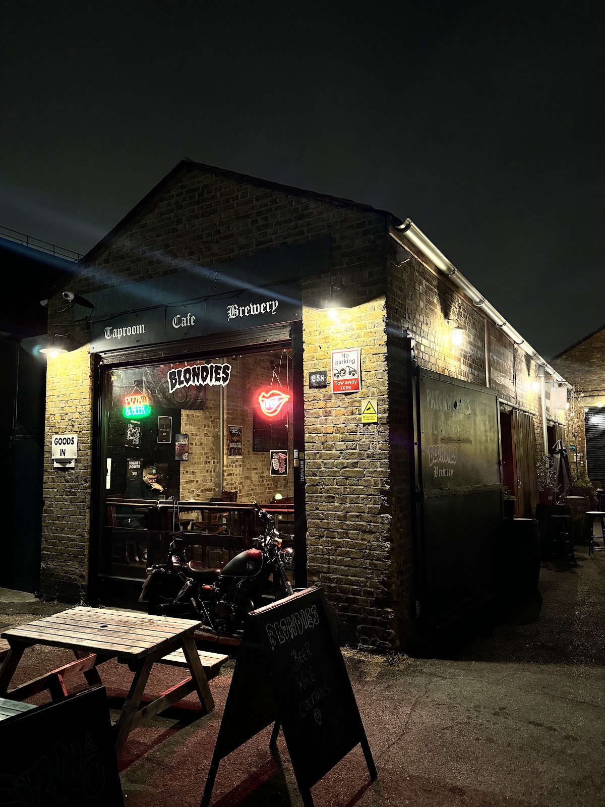 Blondies Brewery photo