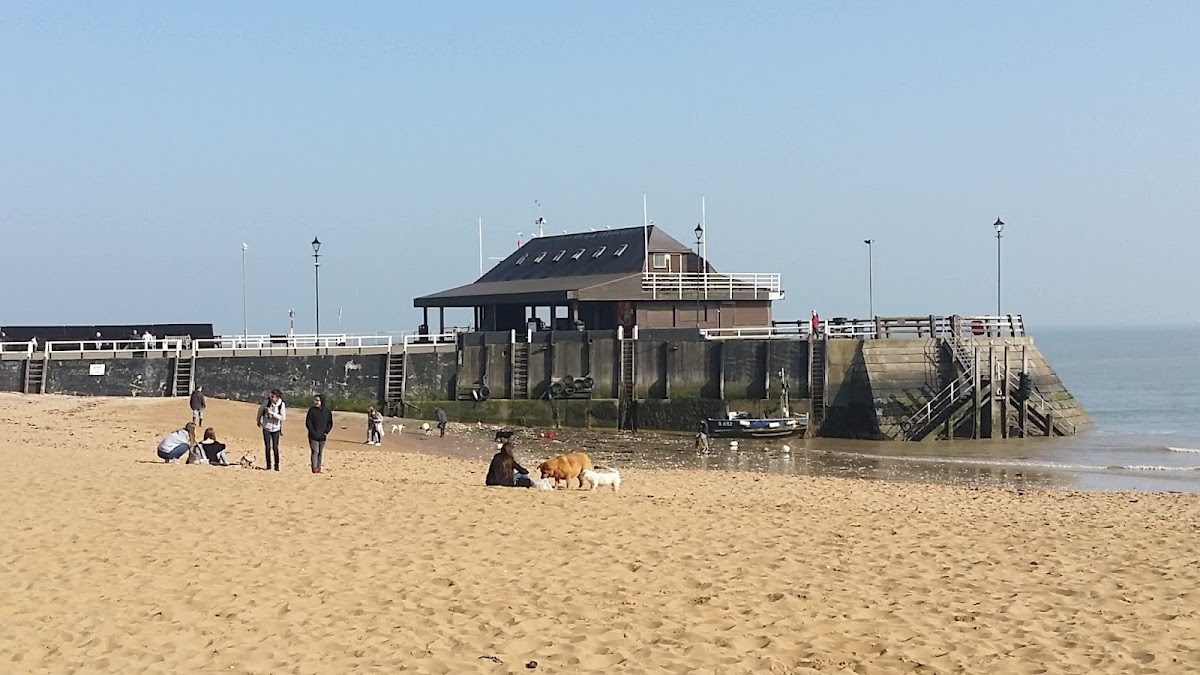 Broadstairs Pavilion photo
