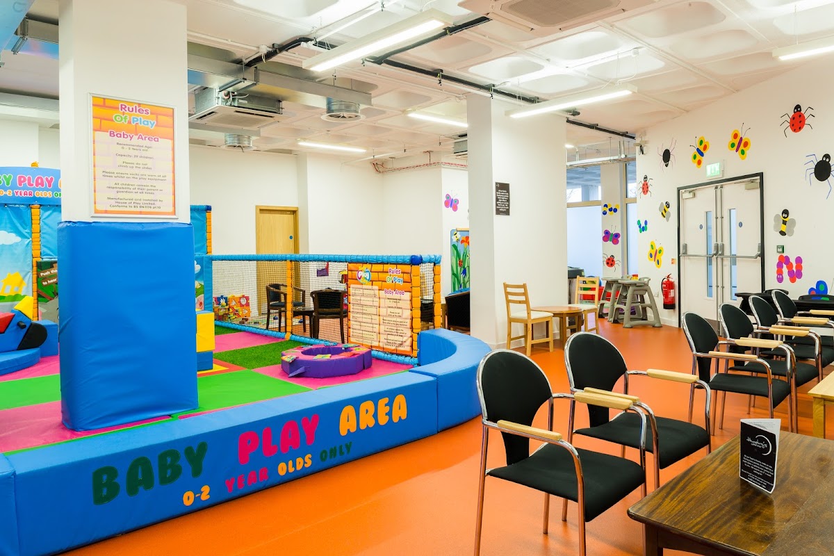 Campus West Welwyn Garden City photo