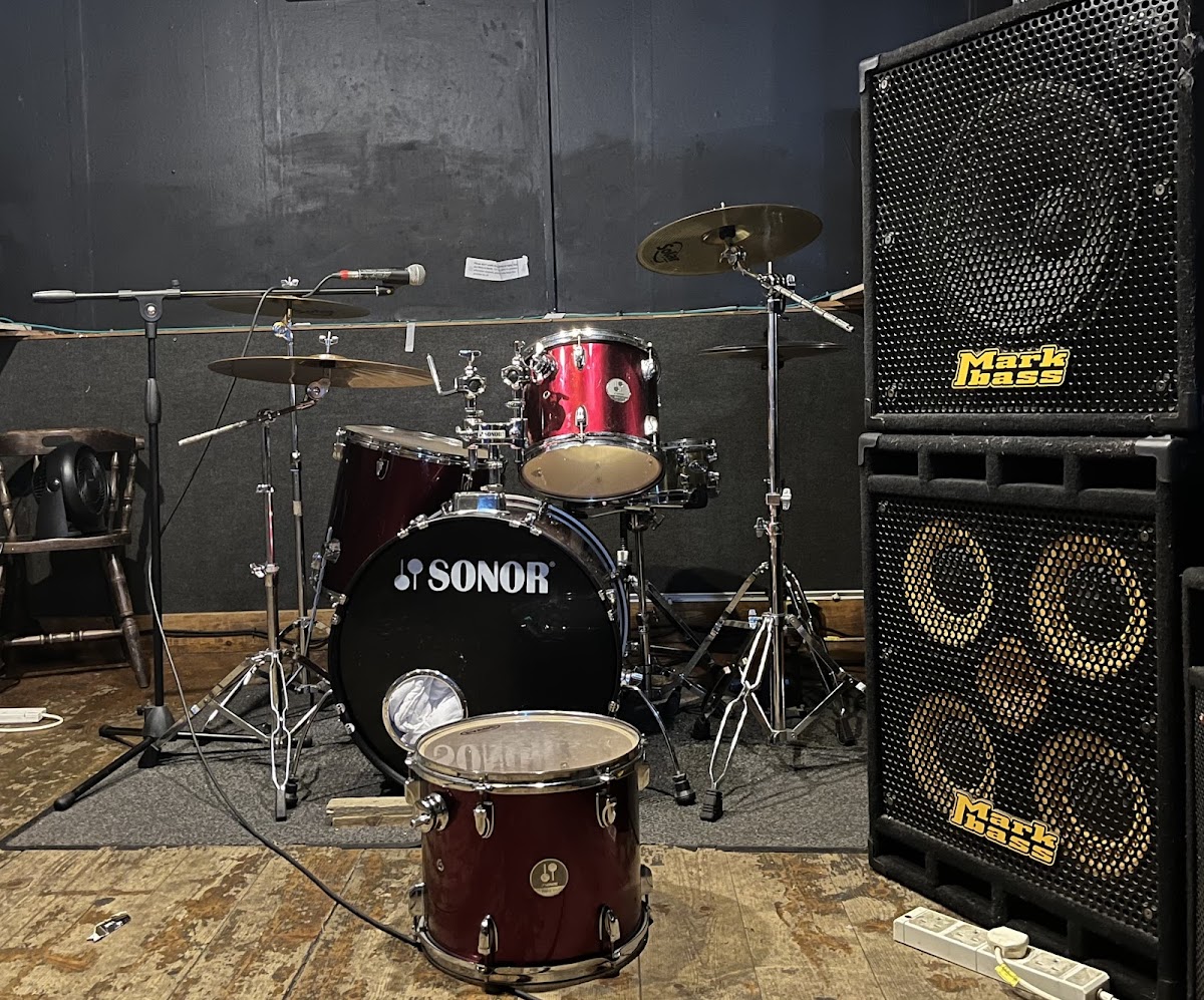 Carlton Studios photo