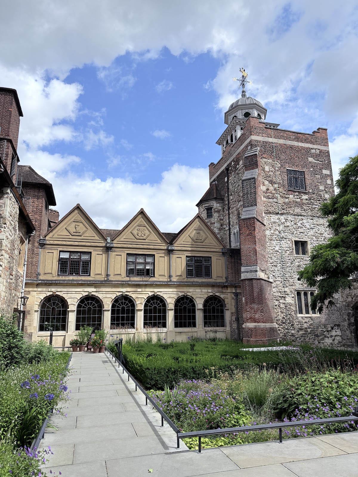 Charter Hall photo