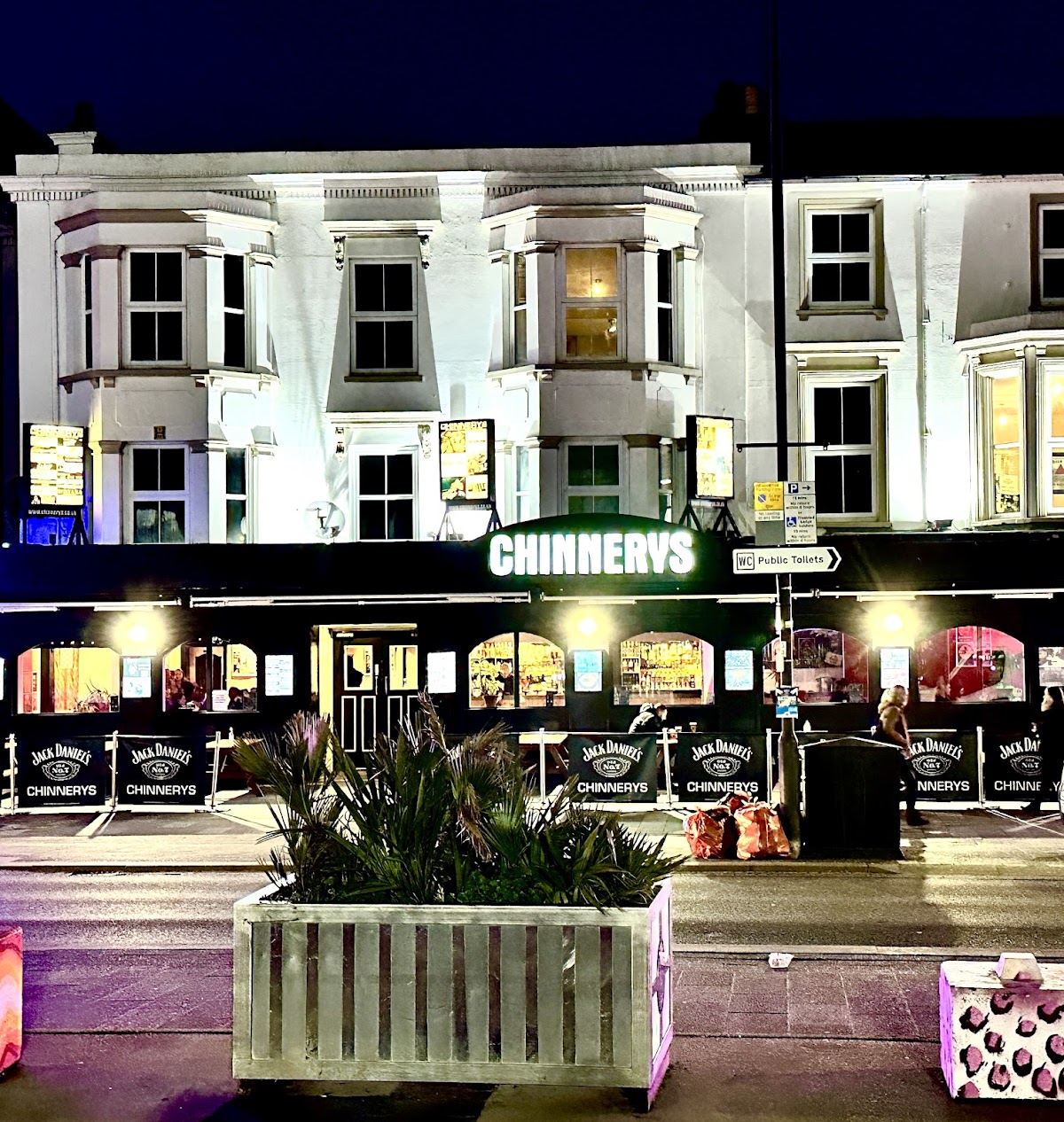 Chinnerys photo