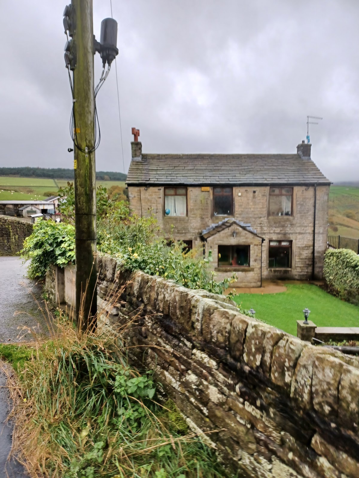 Coddy's Farm, Holmfirth photo