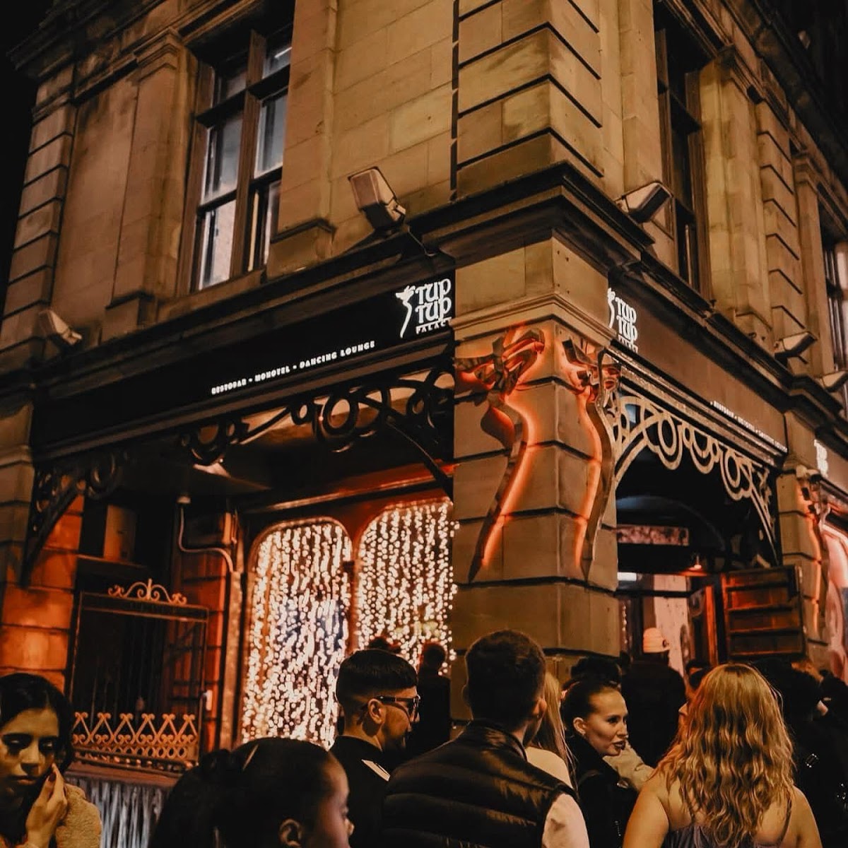Cut, (Above Tup Tup Palace) photo