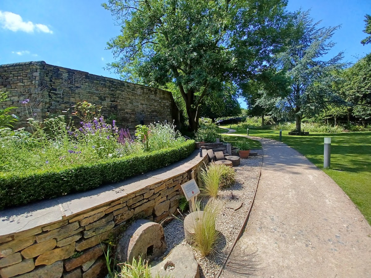 Dronfield Hall Barn photo