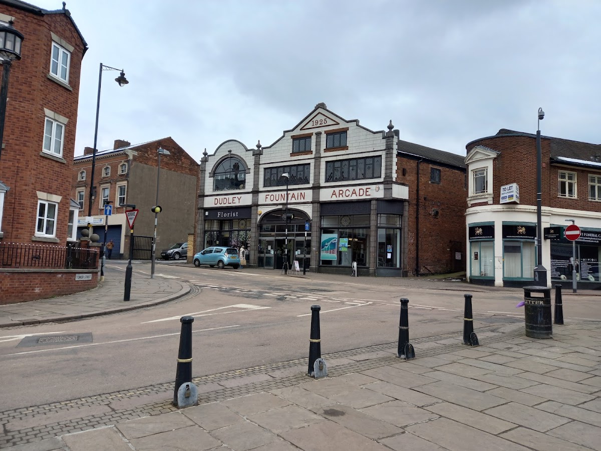 Dudley Town Hall photo