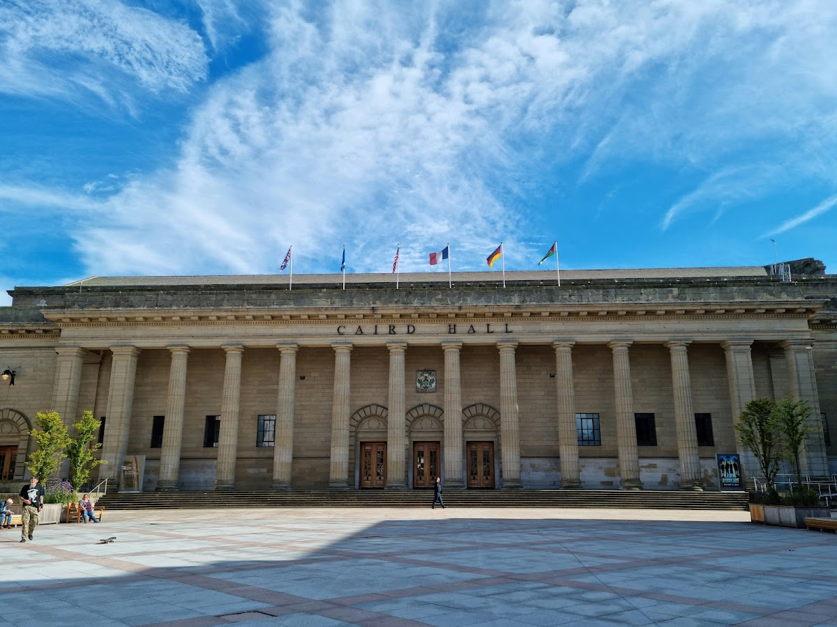 Dundee Caird Hall photo