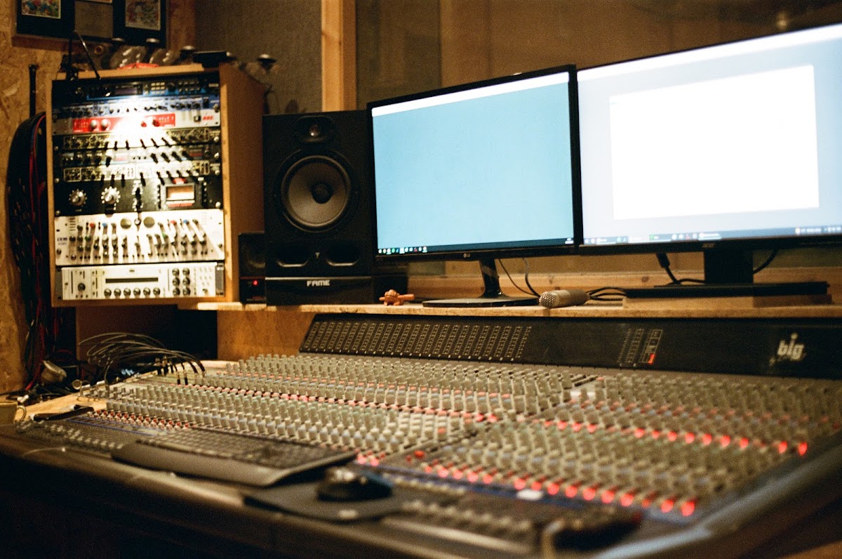 Eiger Studios photo