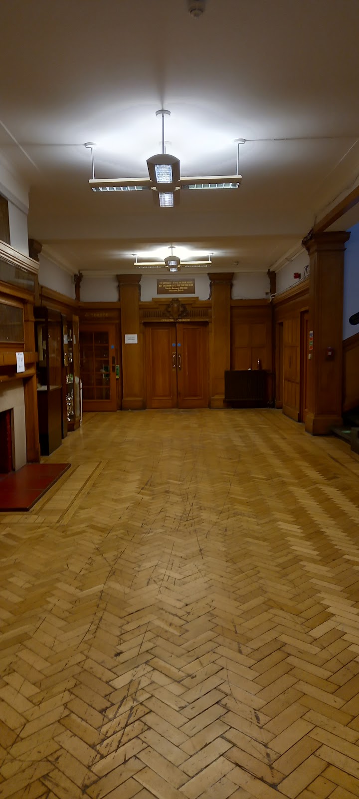 Glasgow University Debating Chamber photo