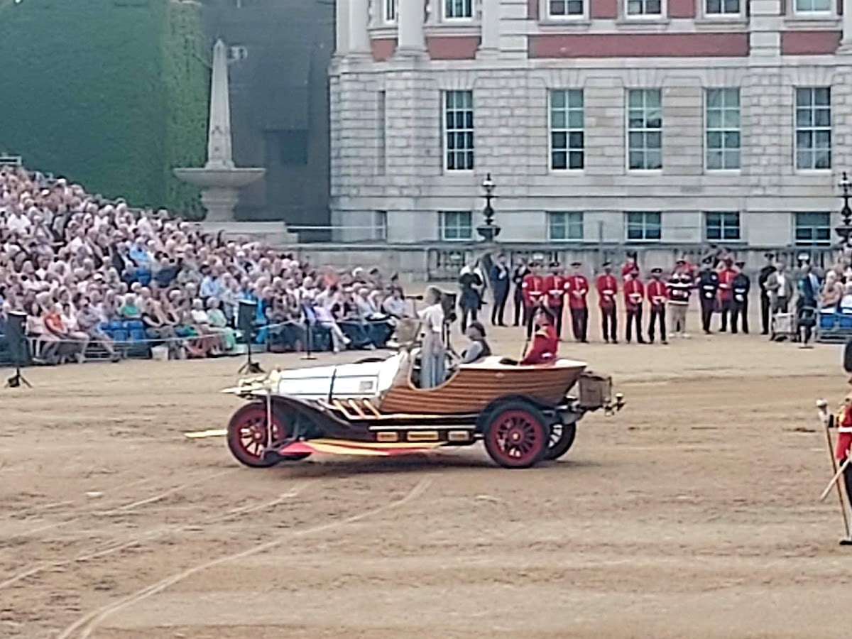 Horse Guards Parade, London photo