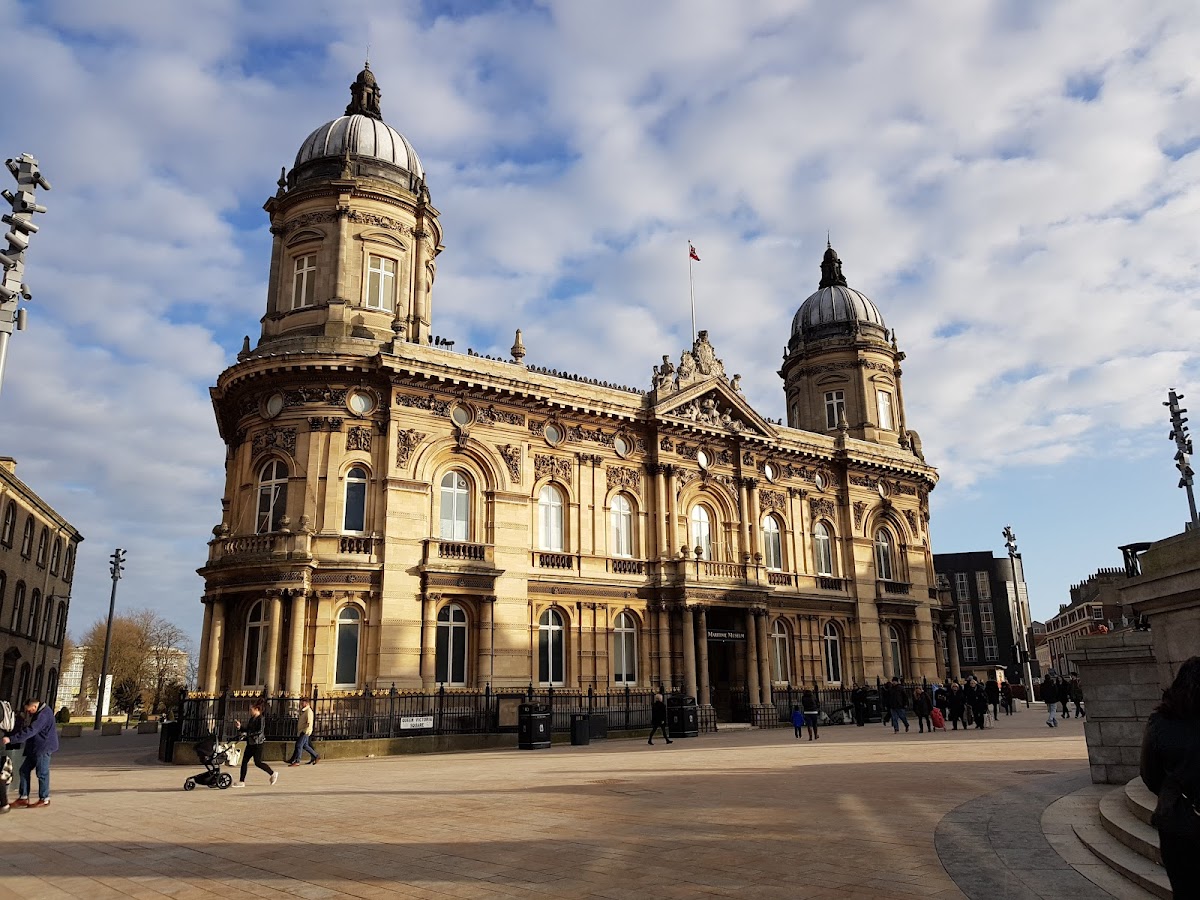 Hull City Hall photo