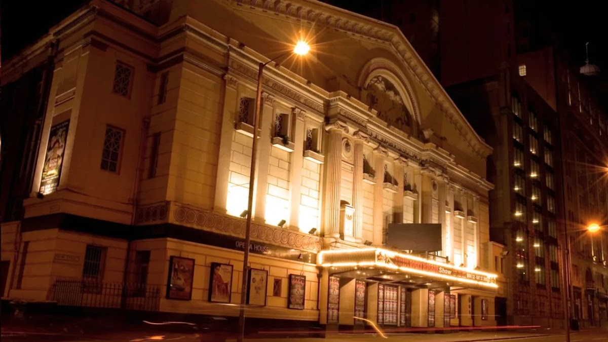 Opera House, Manchester photo