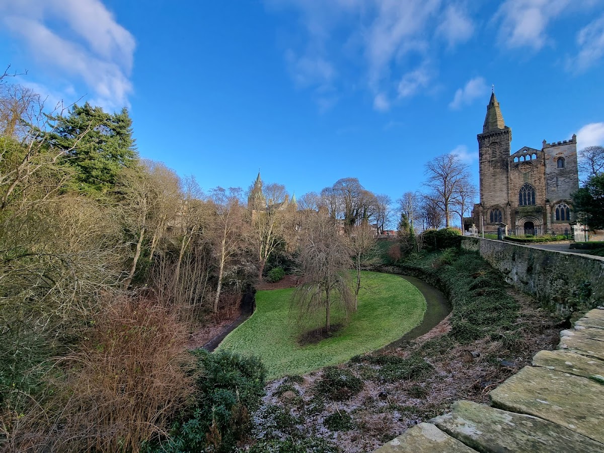 Pittencrieff Park photo