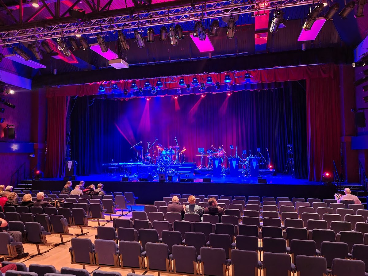 Princes Hall Aldershot photo