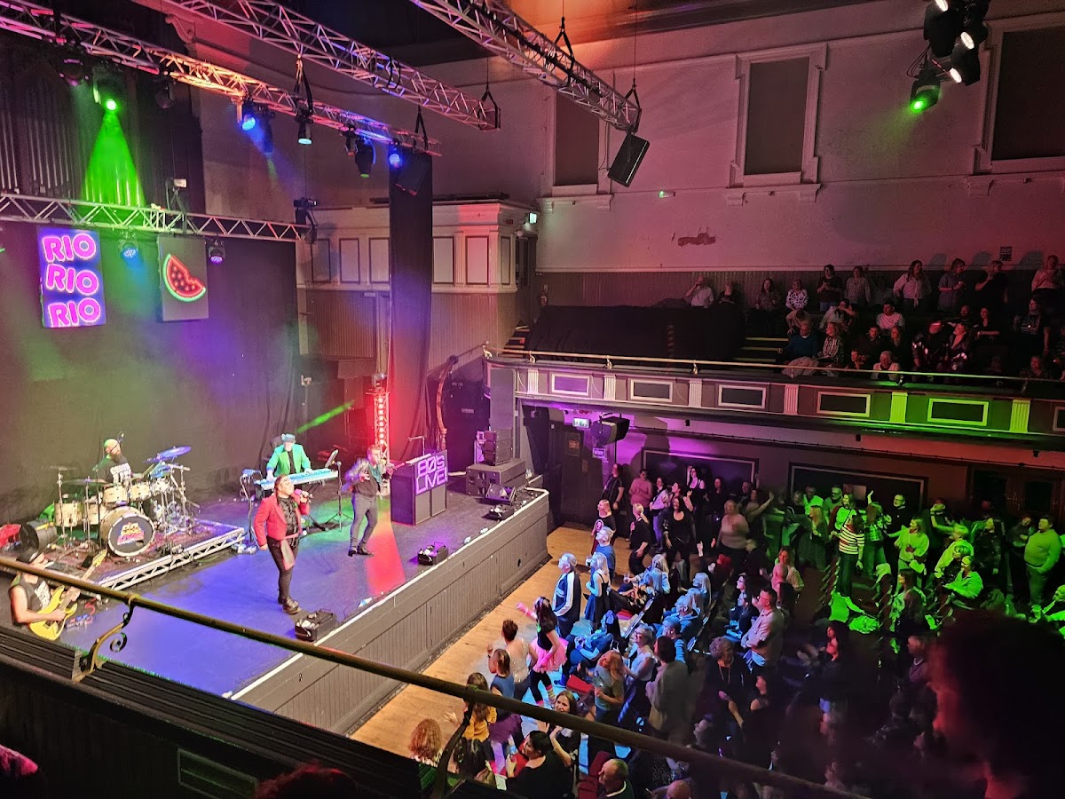 Pyramid and Parr Hall photo