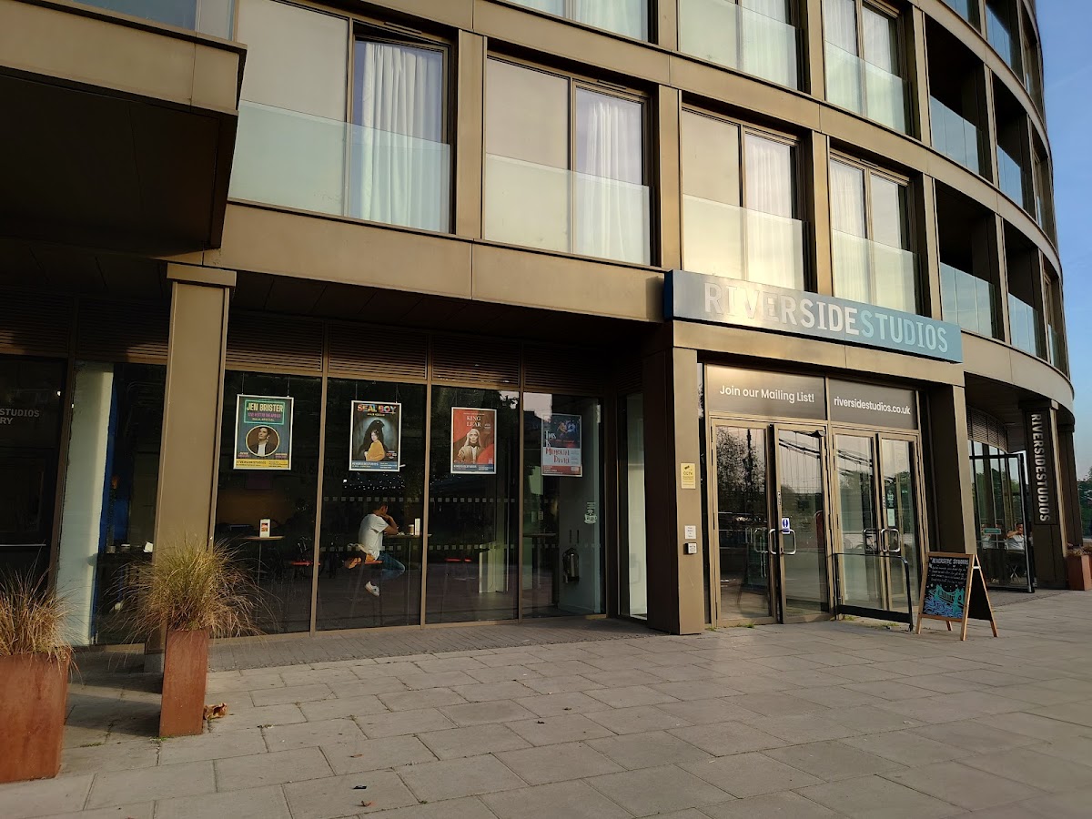 RIVERSIDE STUDIOS photo