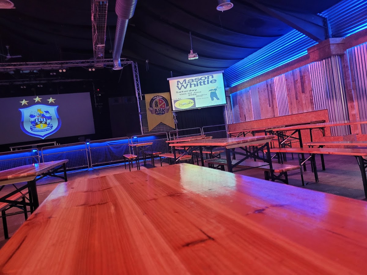 Smile Bar And Venue photo