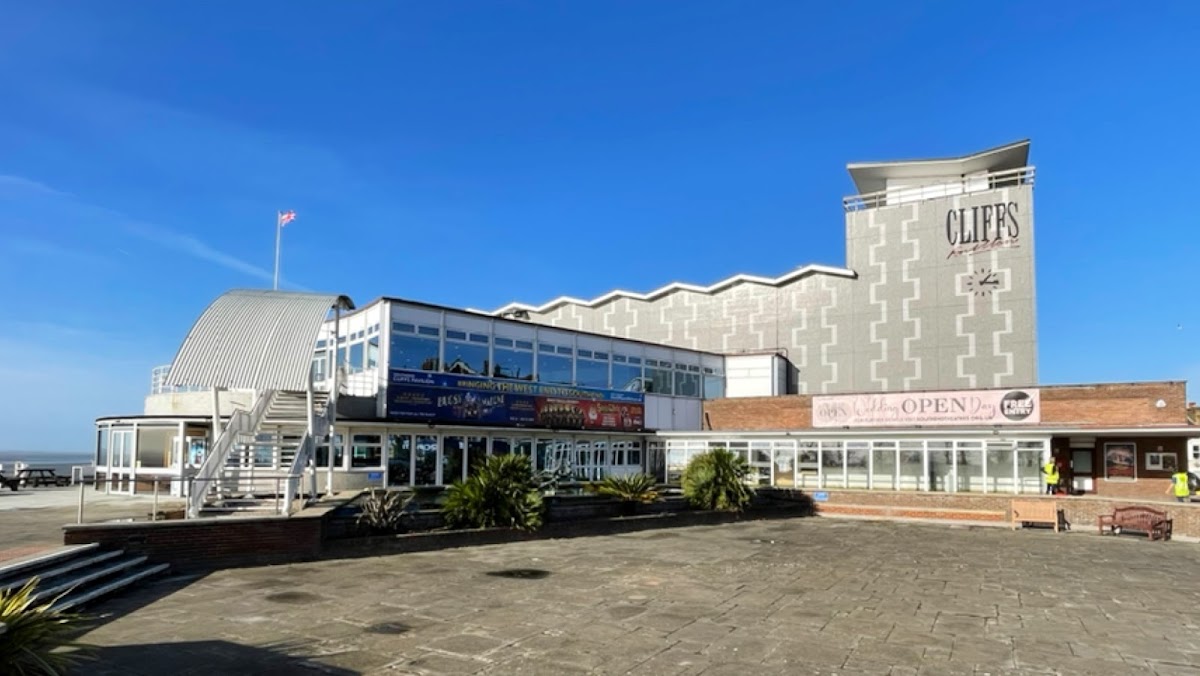 Southend Cliffs Pavilion photo