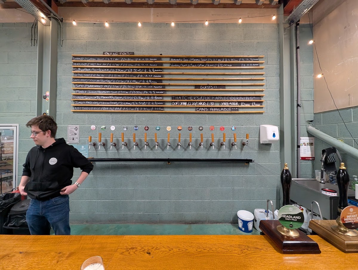Talking Tides Brew Co photo