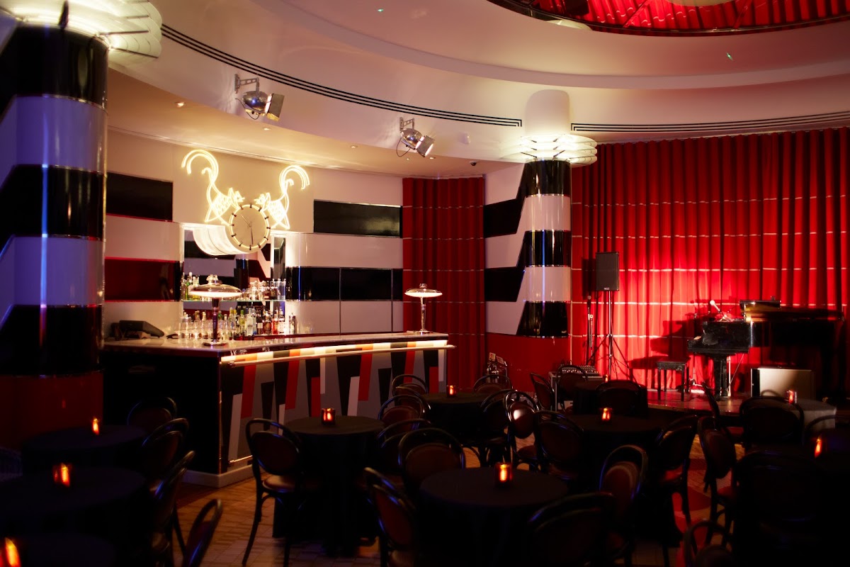 The Crazy Coqs photo