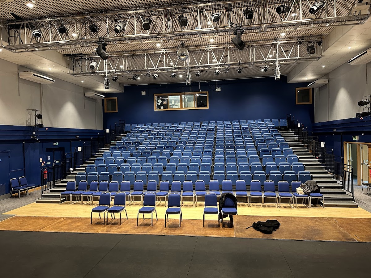 The Radlett Centre photo