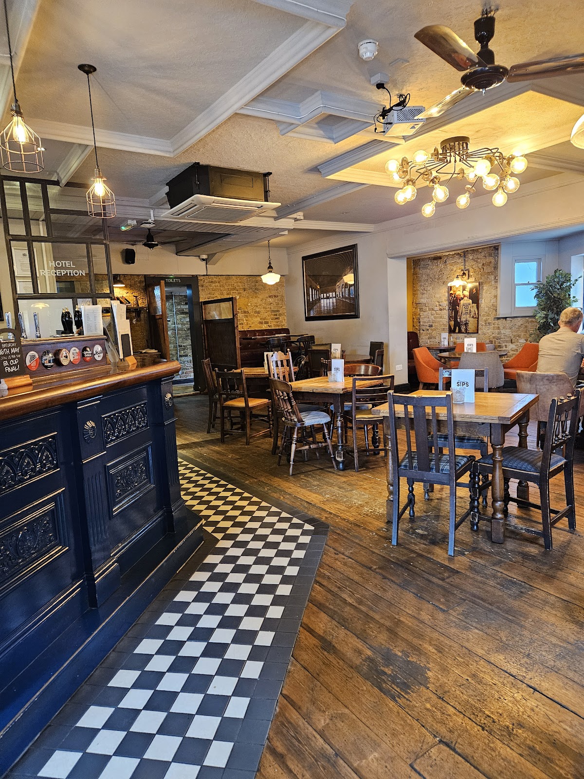 The Victoria Inn photo