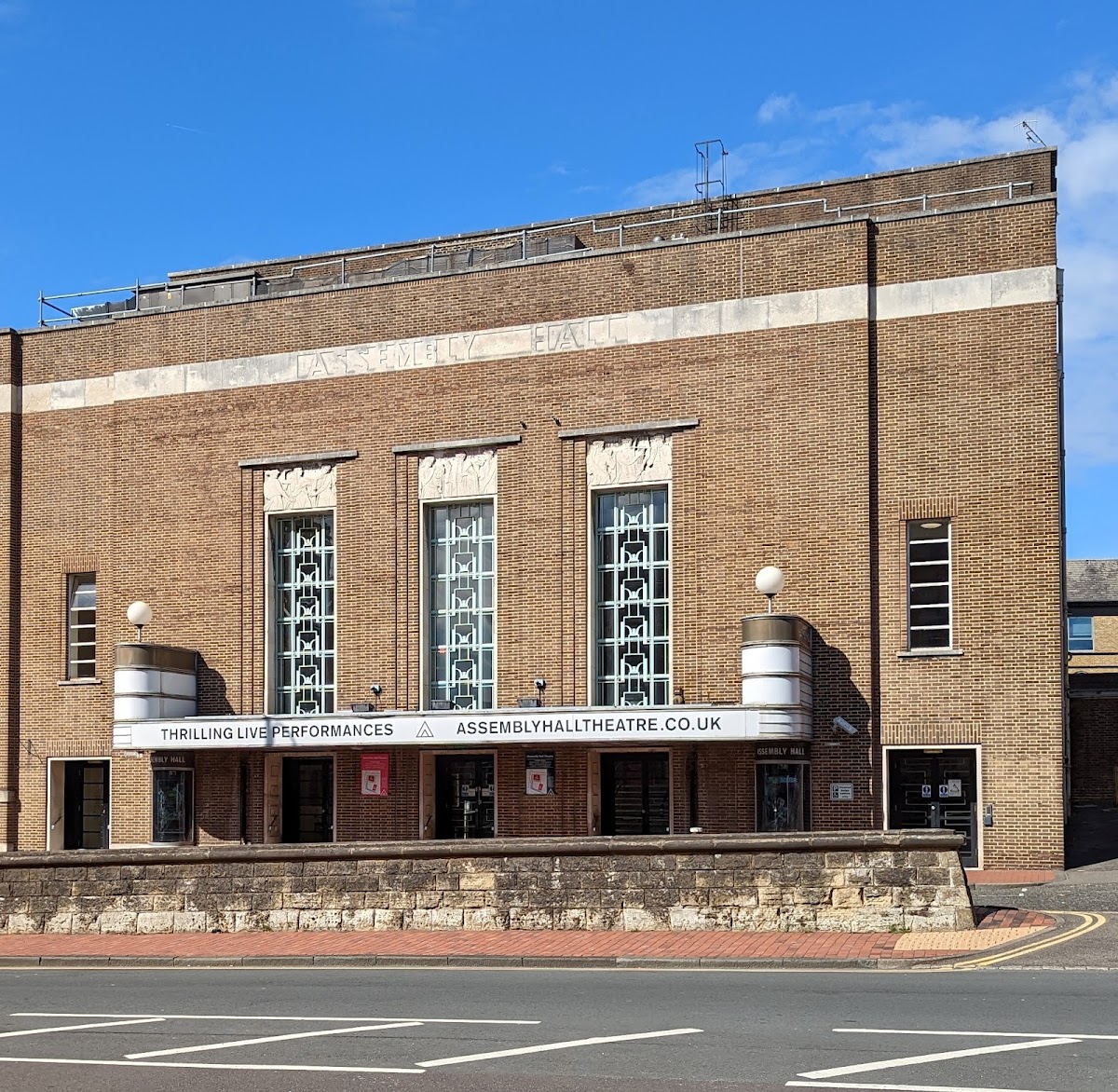 Tunbridge Wells Assembly Hall photo