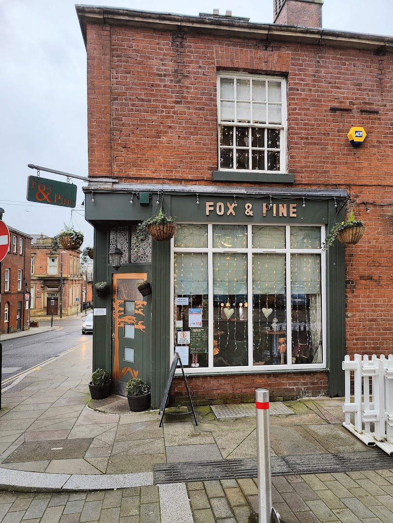Fox & Pine photo