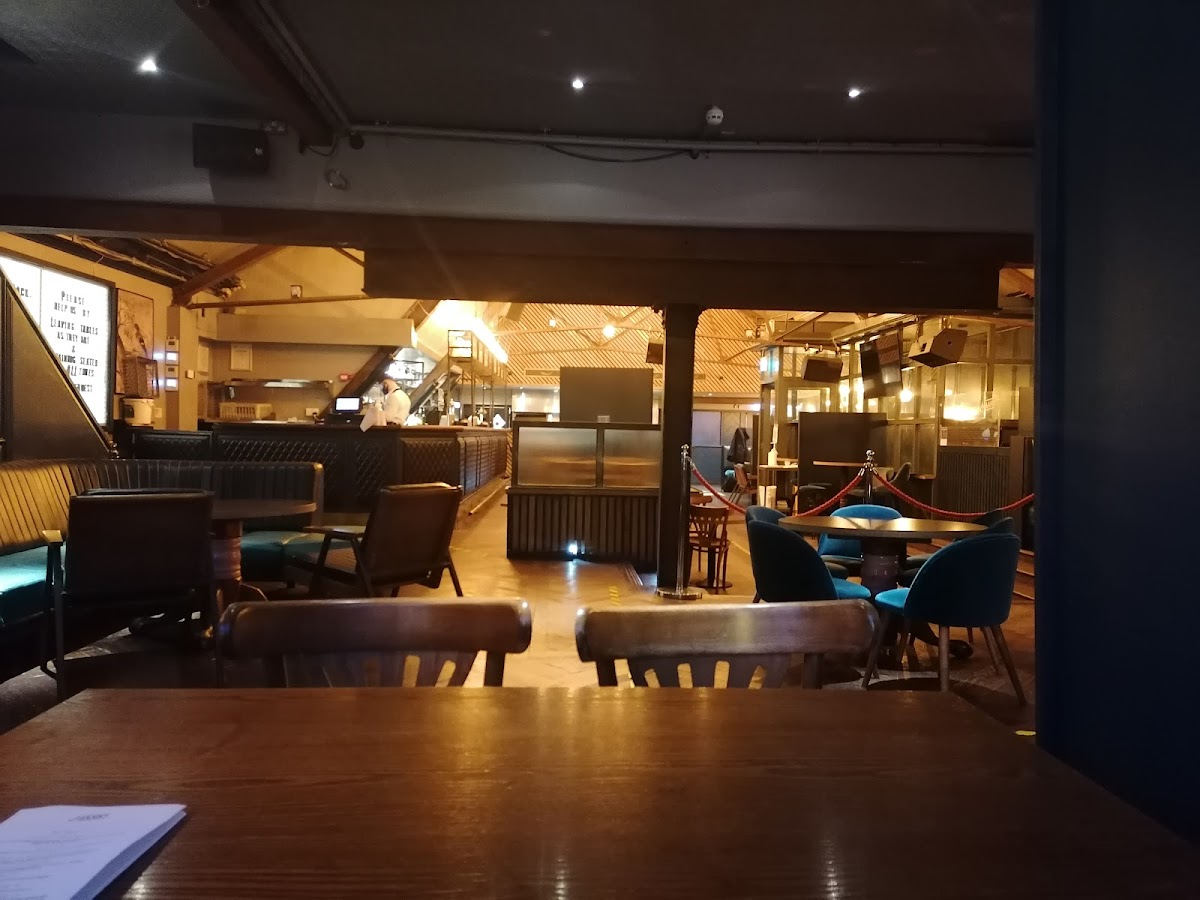 Hanks Bar photo