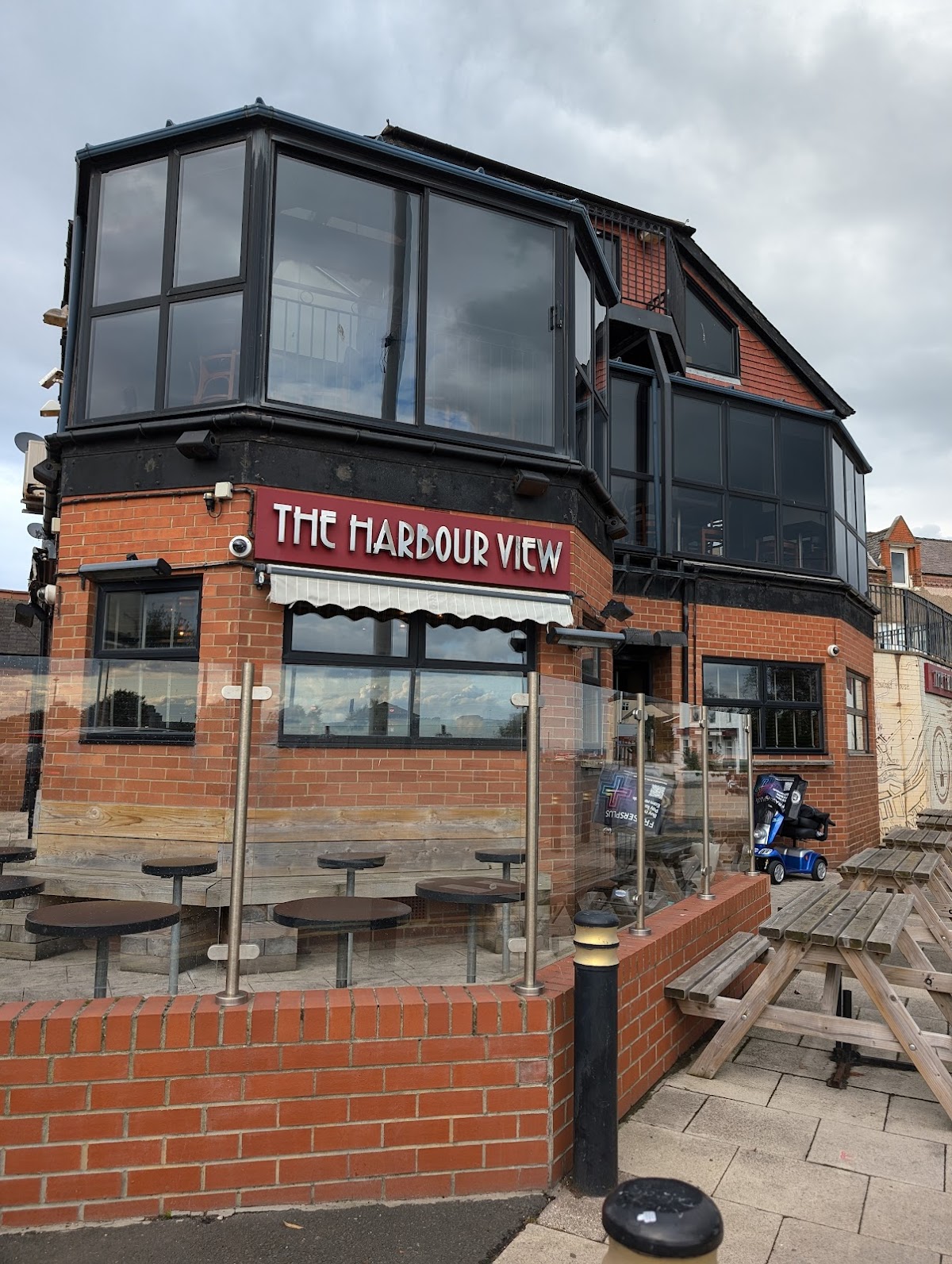 Harbour View Pub photo