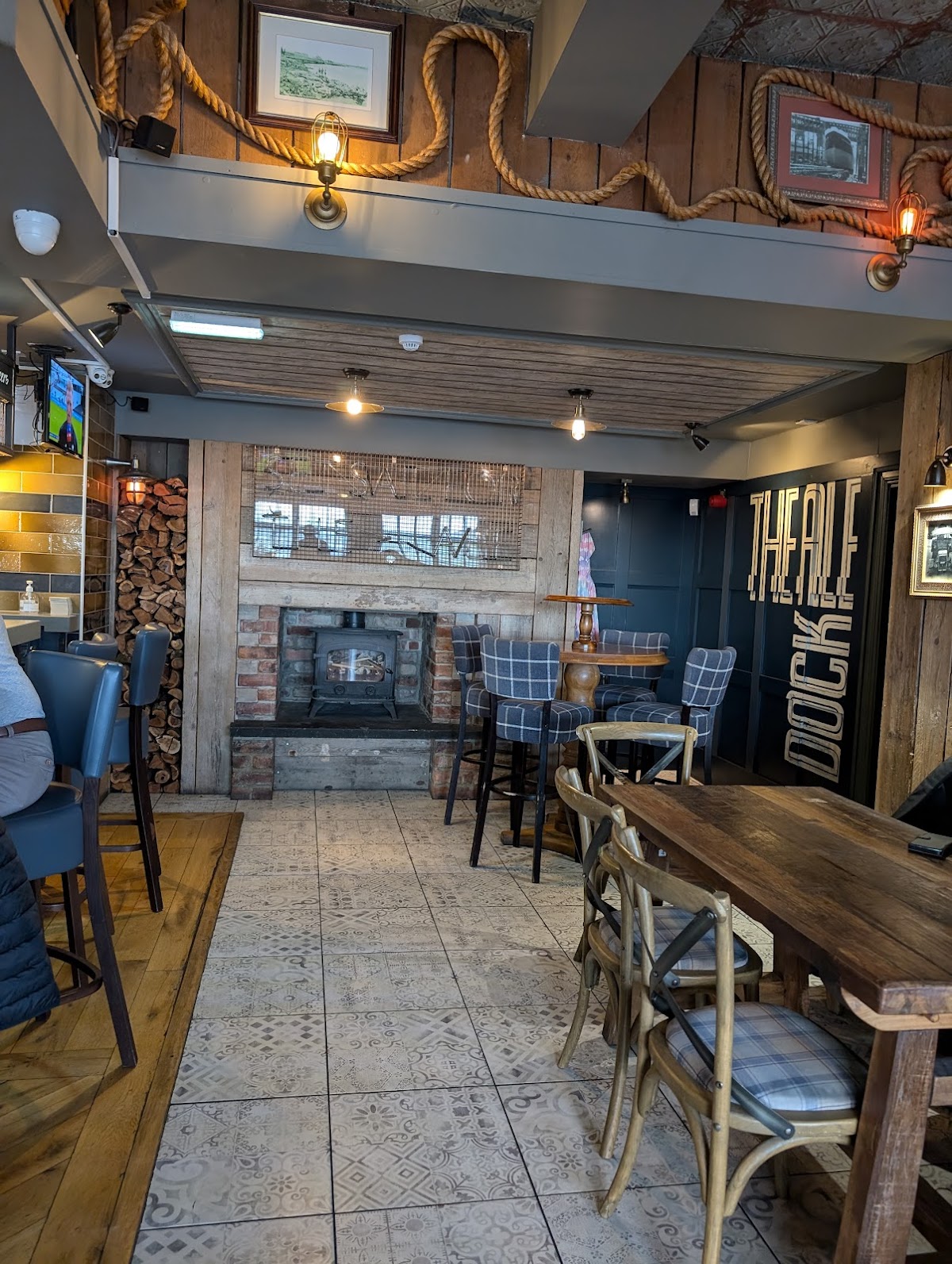 Harbour View Pub photo