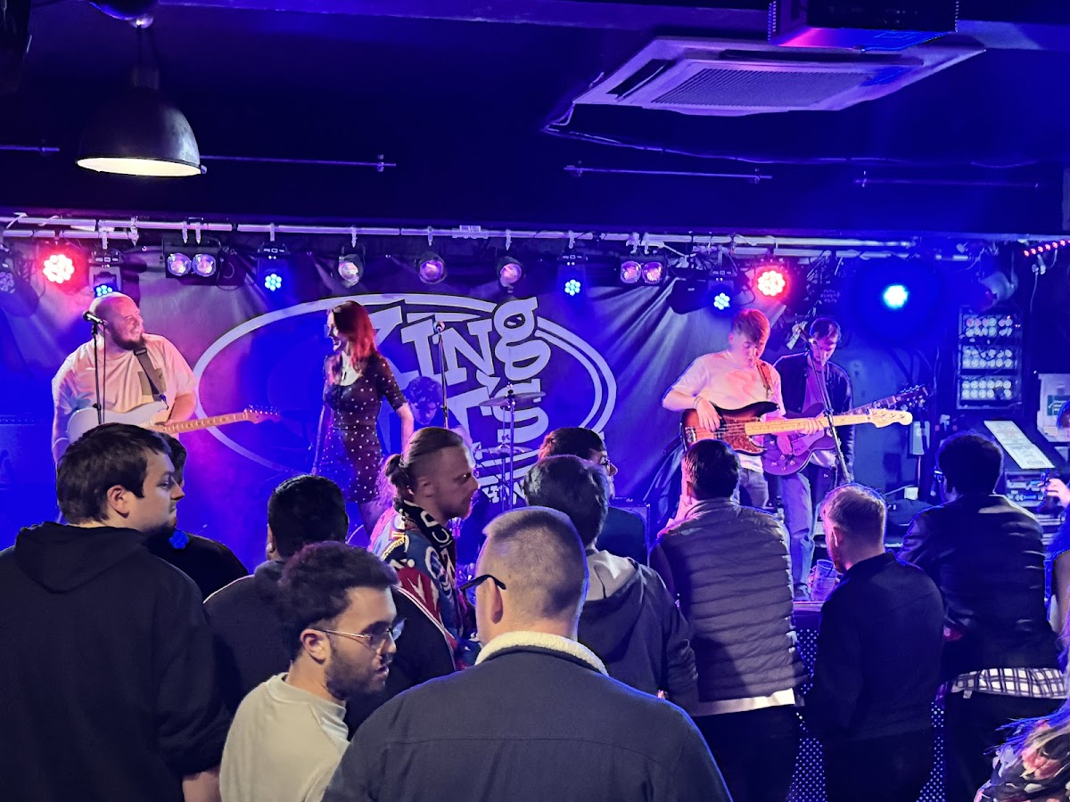 King Tut's Wah Wah Hut photo