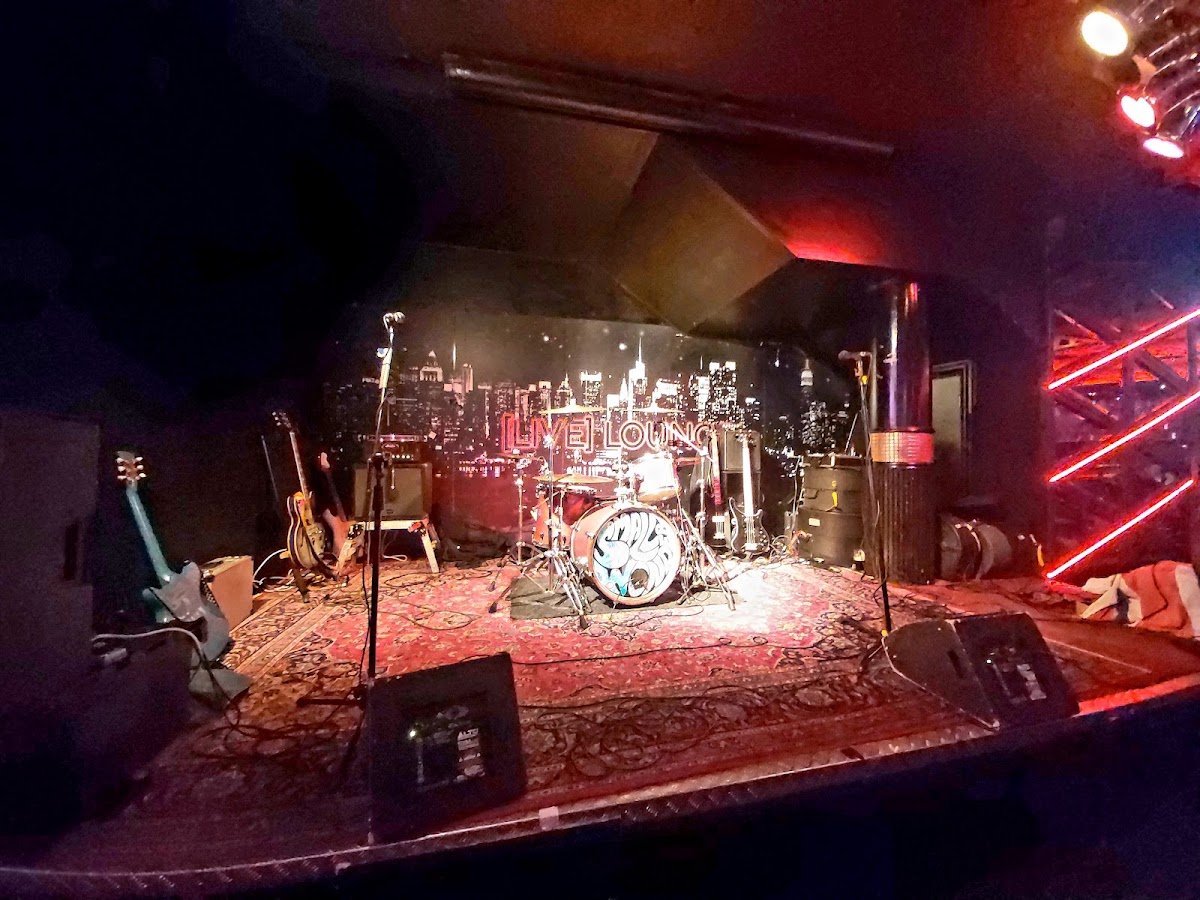 Live Lounge photo