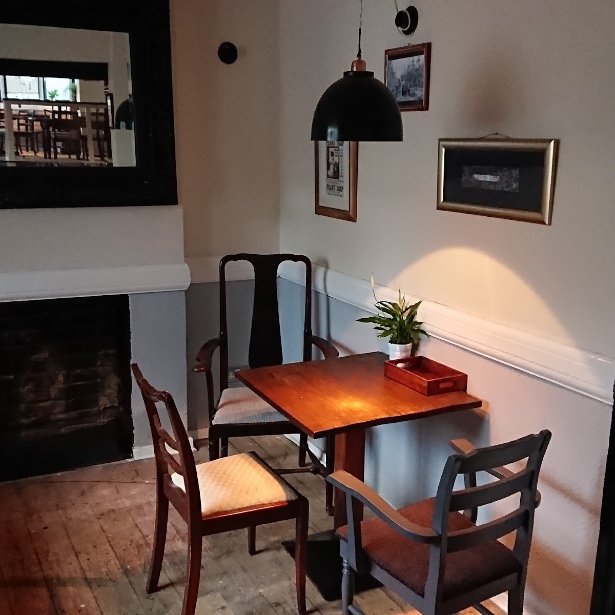 Pear Tree Inn photo