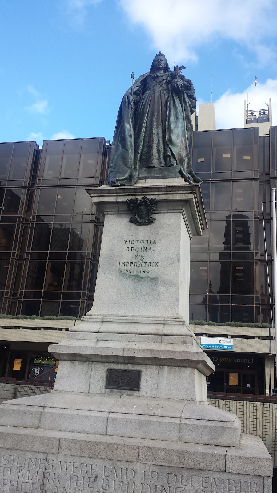 Portsmouth Guildhall photo