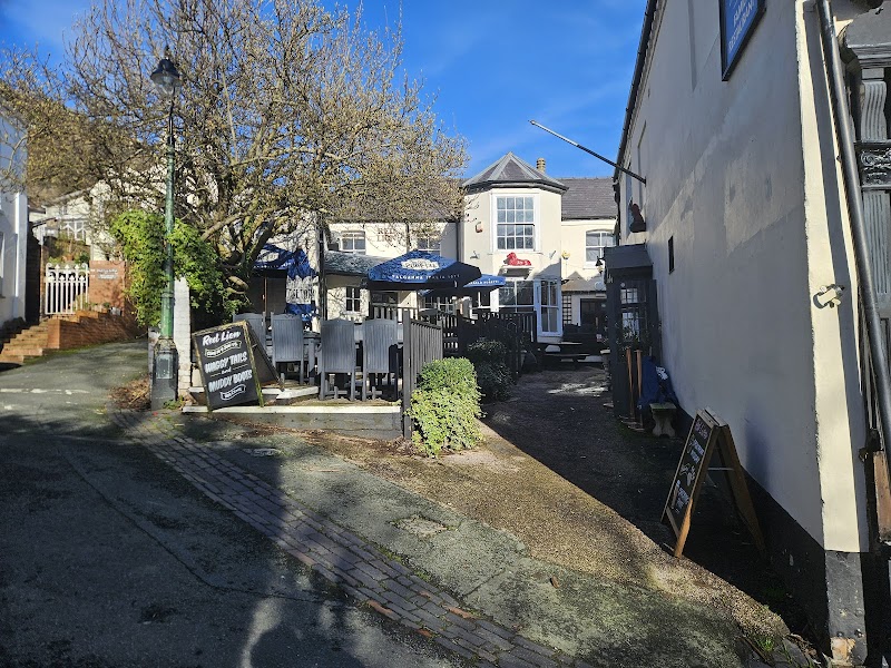 Red Lion photo