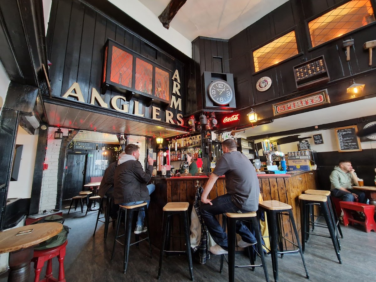 Snickleway Inn photo