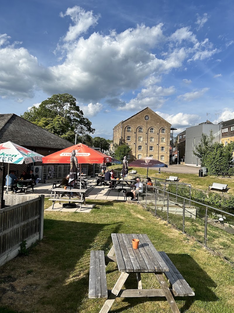 Stanstead Abbotts & St Margarets Village Club photo